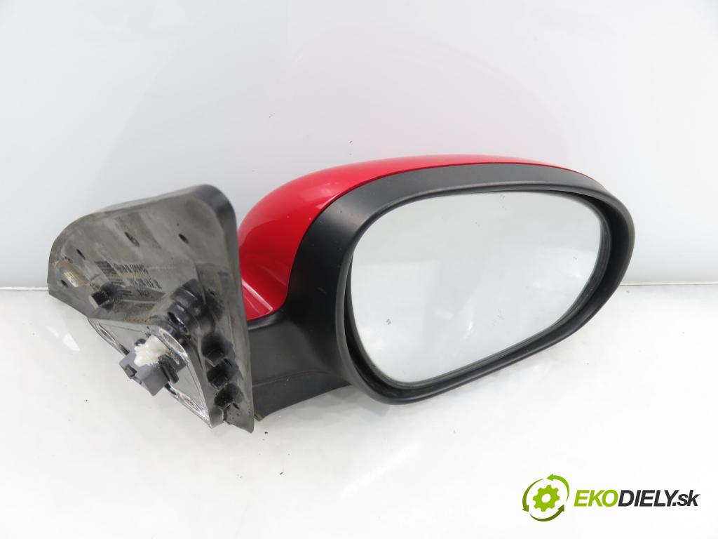 HYUNDAI i30 (FD) HB 2009 66,00 1.6 CRDi 1582,00 zpětné zrcátko 876202R400