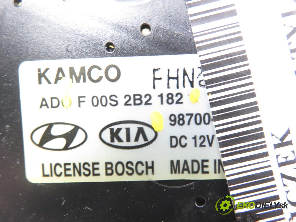 HYUNDAI i30 (FD) HB 2009 66,00 1.6 CRDi 1582,00 motorek stěrače ZADNÍ: 987002L000 ; F00S2B2182