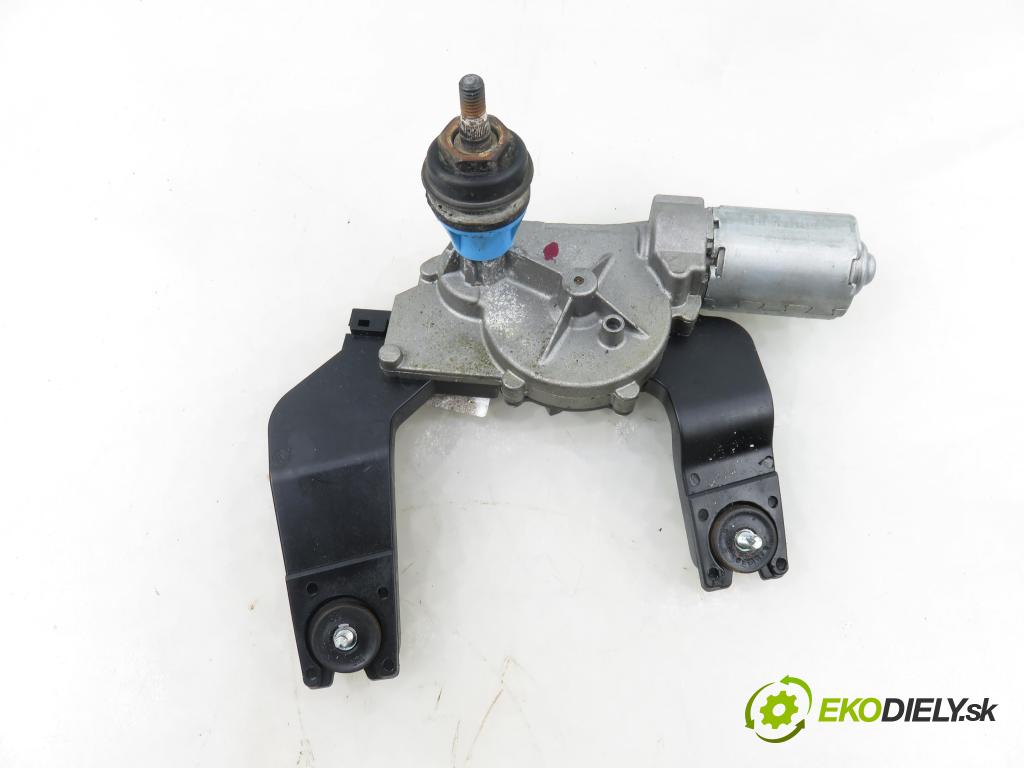 HYUNDAI i30 (FD) HB 2009 66,00 1.6 CRDi 1582,00 motorek stěrače ZADNÍ: 987002L000 ; F00S2B2182