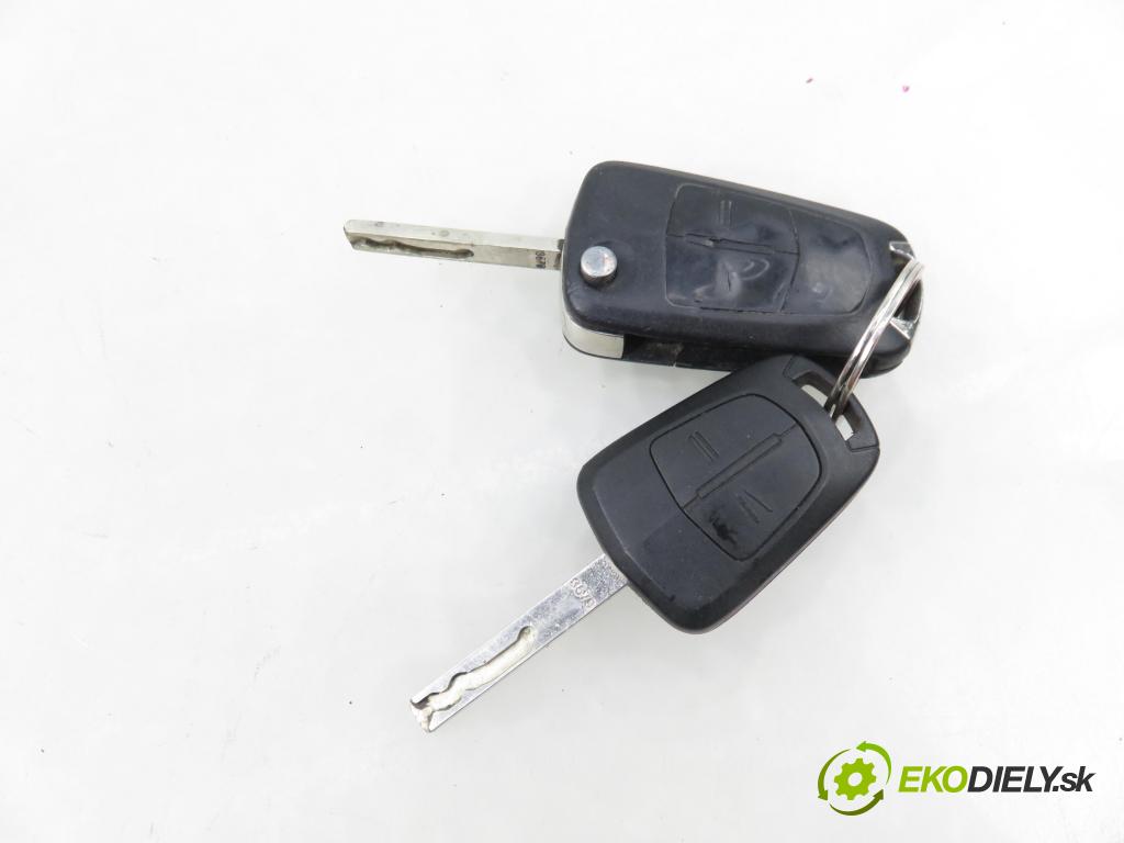 OPEL ZAFIRA B (A05) MINIVAN 2008 92,00 1.7 CDTI - A 17 DTR 1686,00 spinačka N0501882 (Spínacia skrinka)