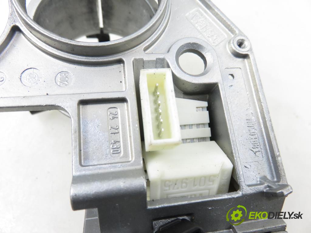 OPEL ZAFIRA B (A05) MINIVAN 2008 92,00 1.7 CDTI - A 17 DTR 1686,00 spinačka N0501882 (Spínacia skrinka)