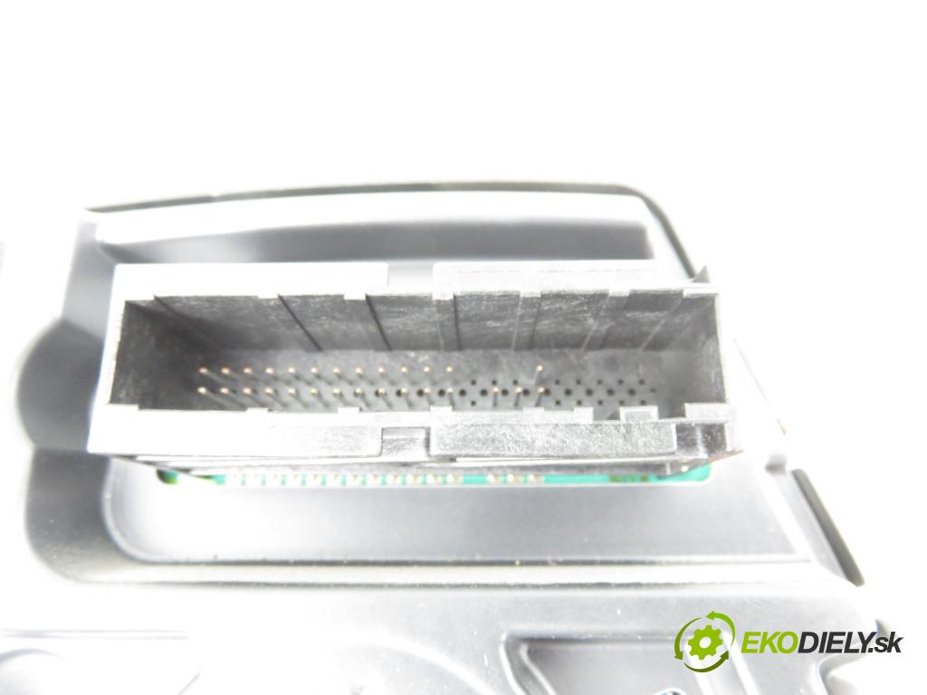 OPEL ZAFIRA B (A05) MINIVAN 2008 92,00 1.7 CDTI - A 17 DTR 1686,00 prístrojovka elektrický 13267520