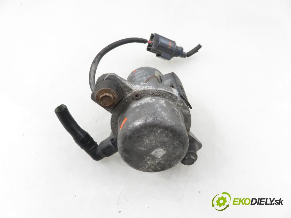 VOLVO V50 (MW) KOMBI 2005 103,00 2.4 - B 5244 S5 2435,00 Pumpa vákuová 08684342