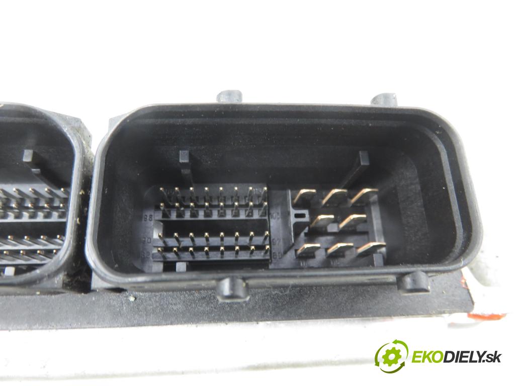 SEAT TOLEDO II (1M2) SEDAN 2003 81,00 1.9 TDI - ASV 1896,00 Riadiaca jednotka Motor 038906012FK ; 0281010683