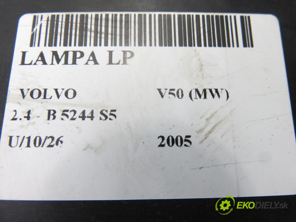 VOLVO V50 (MW) KOMBI 2005 103,00 2.4 - B 5244 S5 2435,00 Svetlo LP 30678912