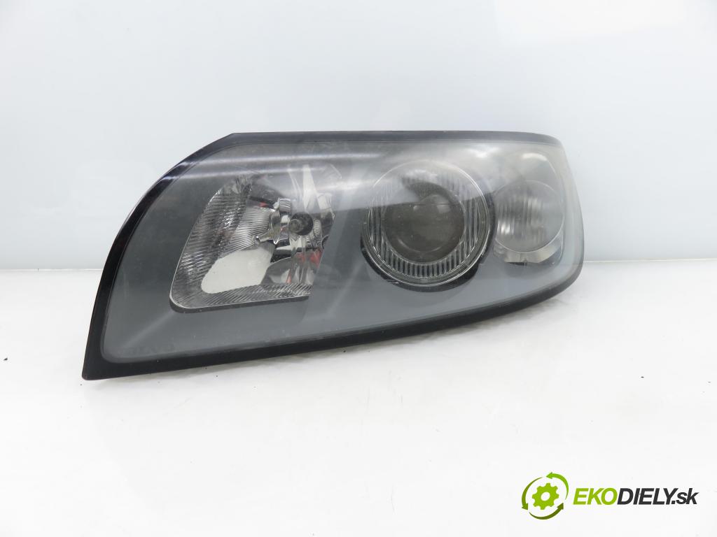 VOLVO V50 (MW) KOMBI 2005 103,00 2.4 - B 5244 S5 2435,00 Svetlo LP 30678912