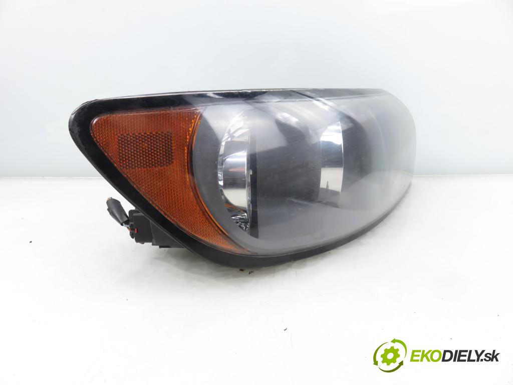 VOLVO V50 (MW) KOMBI 2005 103,00 2.4 - B 5244 S5 2435,00 světlo PP