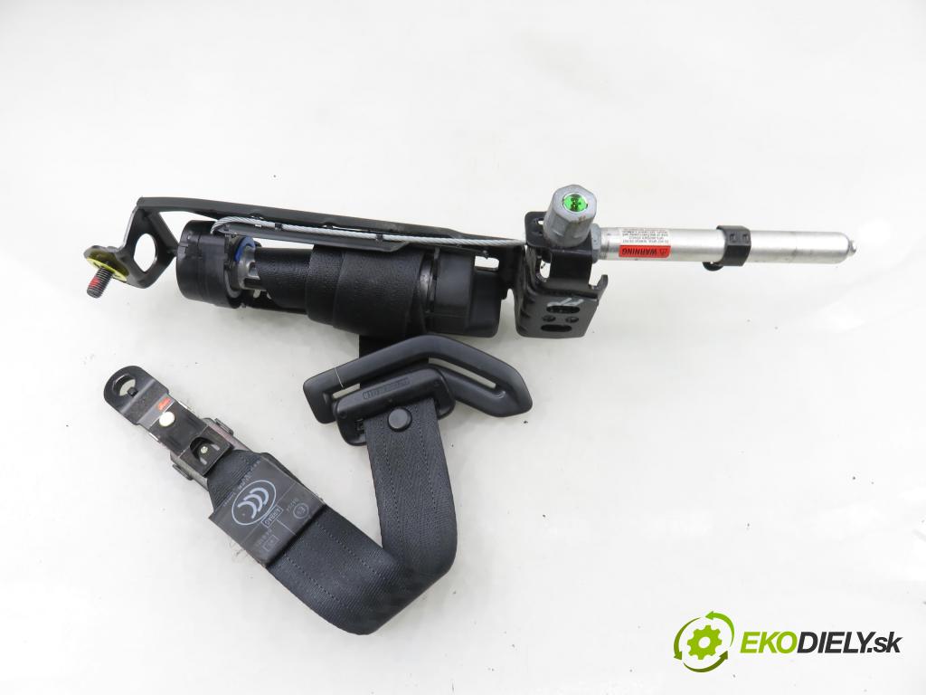 VOLVO V50 (MW) KOMBI 2005 103,00 2.4 - B 5244 S5 2435,00 držák BEZPEČNOST PP 30615571