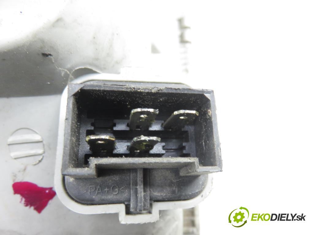 VW LT 28-46 II Skrzynia (2DA, 2DD, 2DH) FURGON 2002 80,00 2.5 TDI - ANJ 2461,00 Svetlo PP