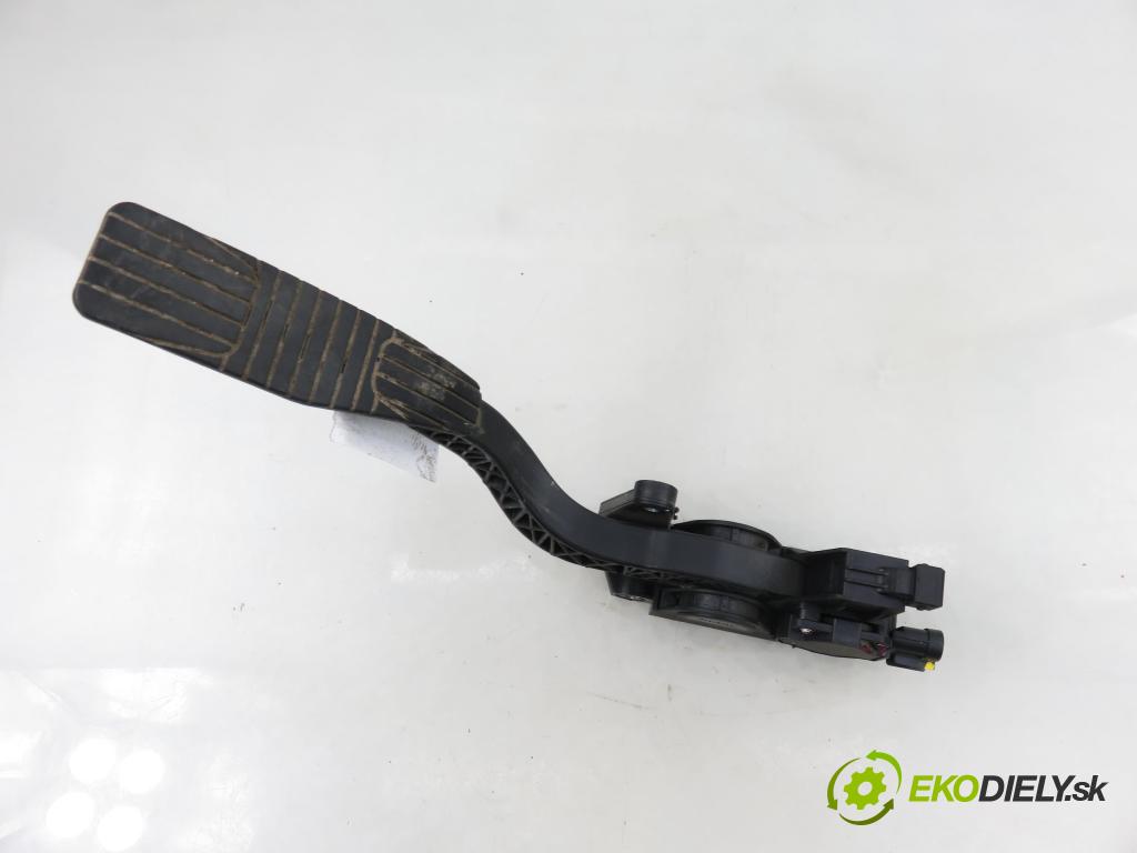 CHEVROLET CAPTIVA (C100, C140) SUV 2007 110,00 2.0 D 4WD 1991,00 potenciometr plynového pedálu 96625893 (Potenciometr plynového pedálu)