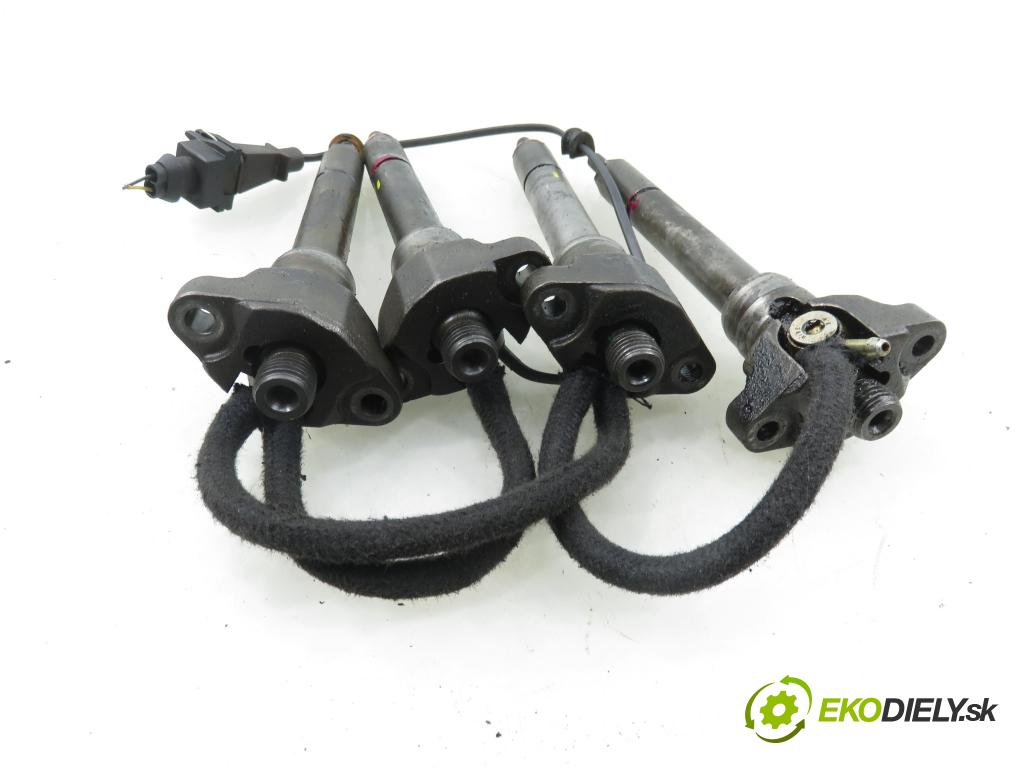 BMW 3 (E46) SEDAN 2001 100,00 320 d 136 - M47 D20 (204D1) 1951,00 Vstrekovacie ventily 0432191527 ; 0432191528 (Vstrekovací ventil)