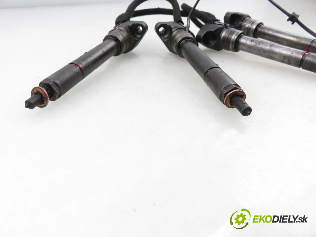 BMW 3 (E46) SEDAN 2001 100,00 320 d 136 - M47 D20 (204D1) 1951,00 Vstrekovacie ventily 0432191527 ; 0432191528 (Vstrekovací ventil)