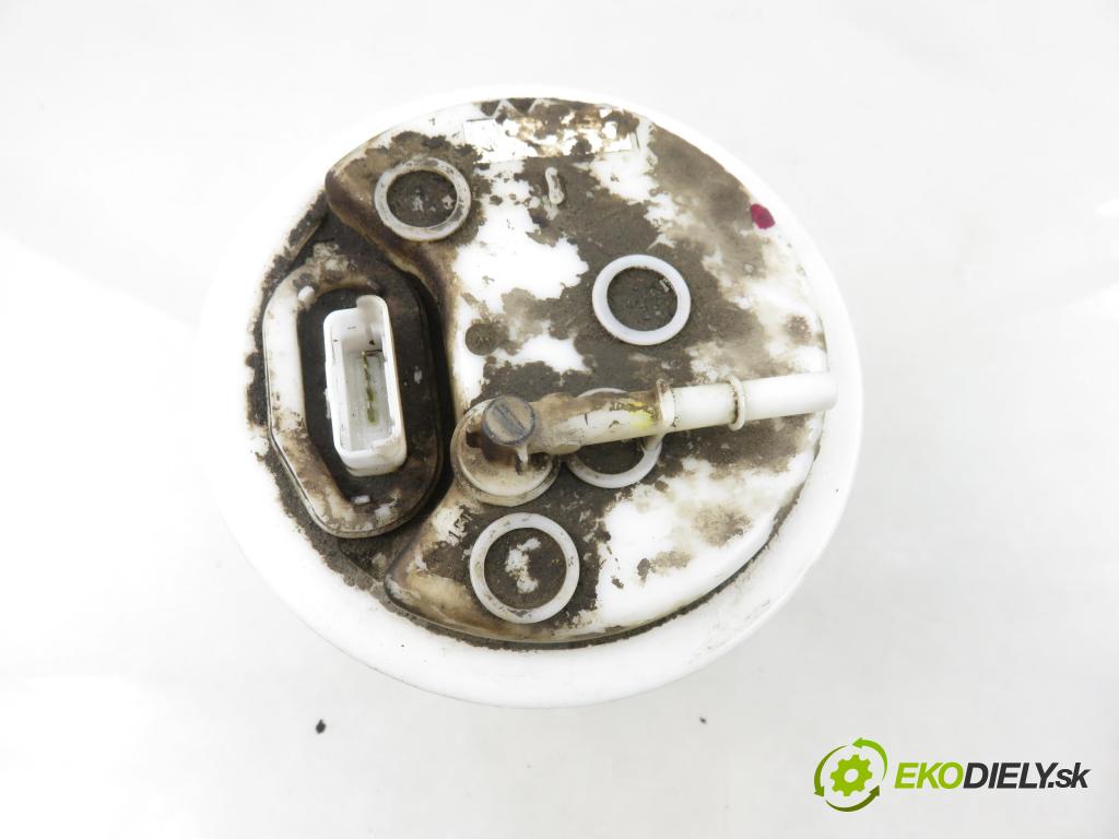 CITROEN C4 I (LC_) HB 2009 65,00 1.4 16V 88 - KFU 1360,00 Pumpa paliva