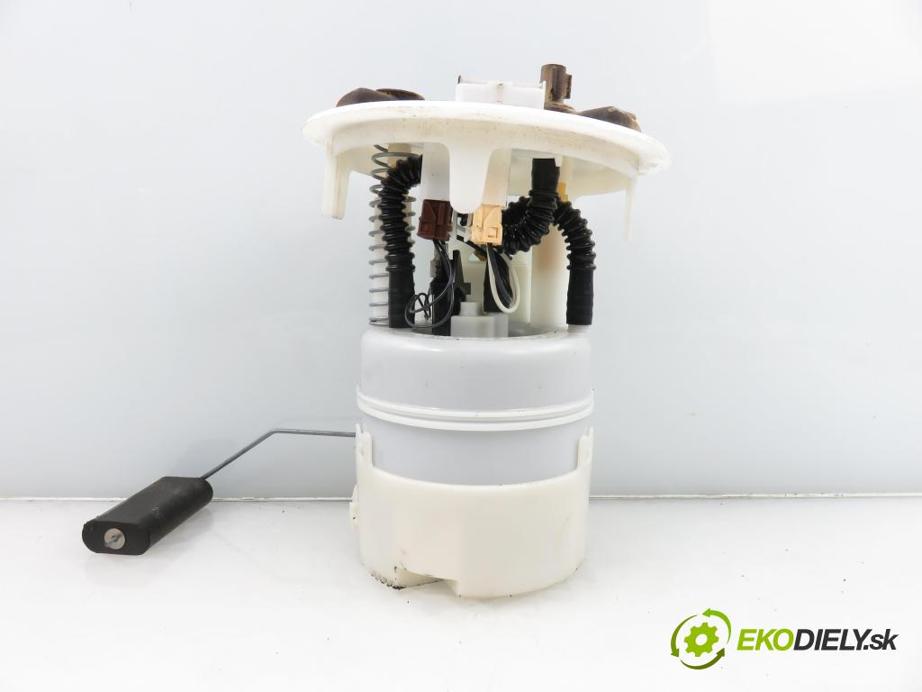 CITROEN C4 I (LC_) HB 2009 65,00 1.4 16V 88 - KFU 1360,00 Pumpa paliva