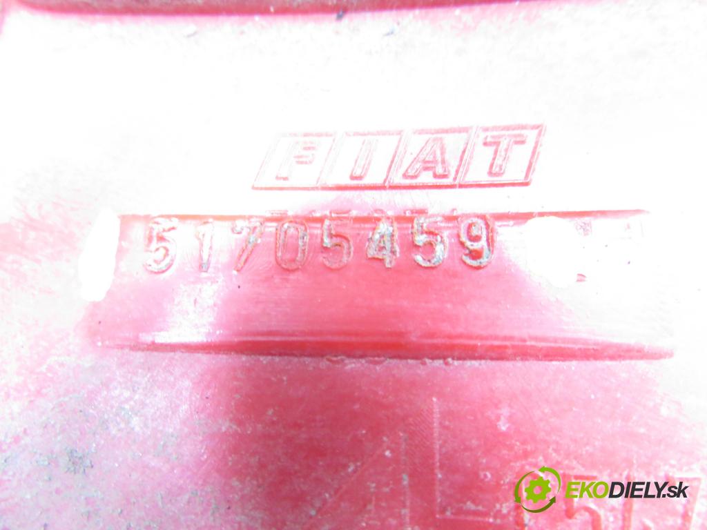 FIAT PANDA (169_) HB 2003 40,00 1.1 54 - 187 A1.000 1108,00 Svetlo ľavé zadné 51705459