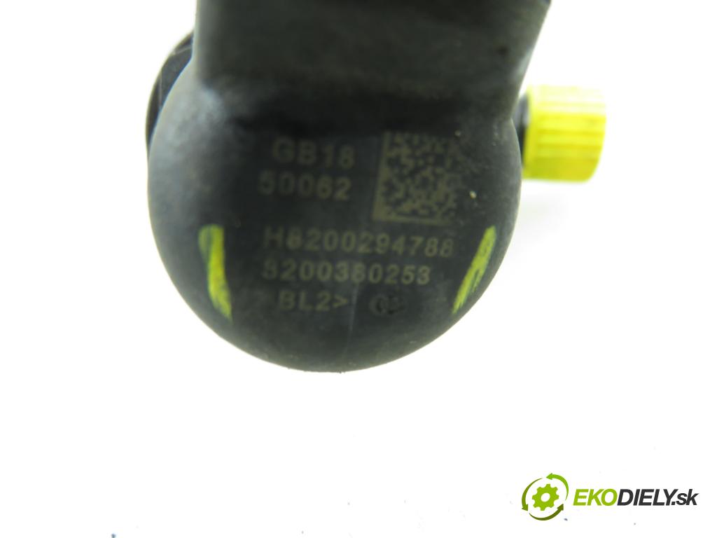 RENAULT SCENIC II (JM0/1_) MINIVAN 2008 78,00 1.5 dCi 106 - K9K 732 1461,00 vstrekovač 8200380253 ; 8200294788 (Vstrekovač paliva)