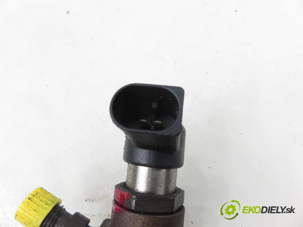 RENAULT SCENIC II (JM0/1_) MINIVAN 2008 78,00 1.5 dCi 106 - K9K 732 1461,00 vstrekovač 8200380253 ; 8200294788 (Vstrekovač paliva)