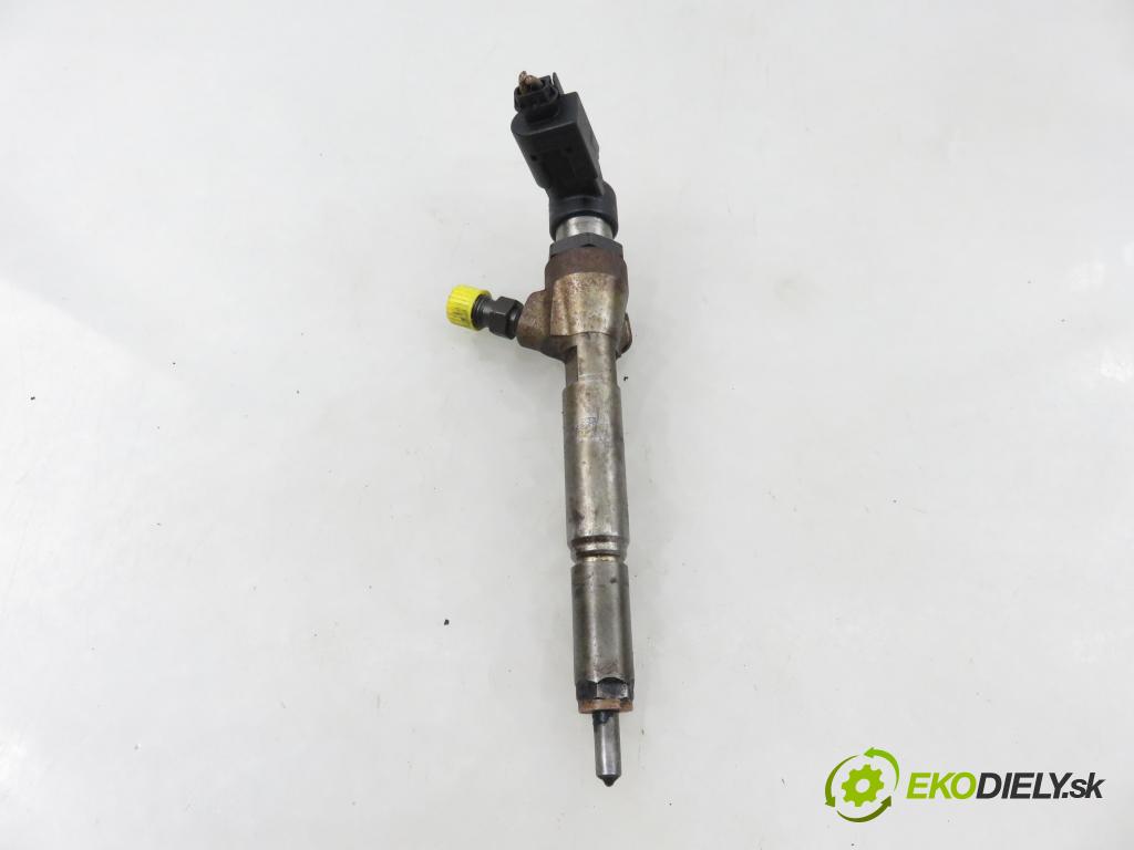 RENAULT SCENIC II (JM0/1_) MINIVAN 2008 78,00 1.5 dCi 106 - K9K 732 1461,00 vstrekovač 8200380253 ; 8200294788 (Vstrekovač paliva)