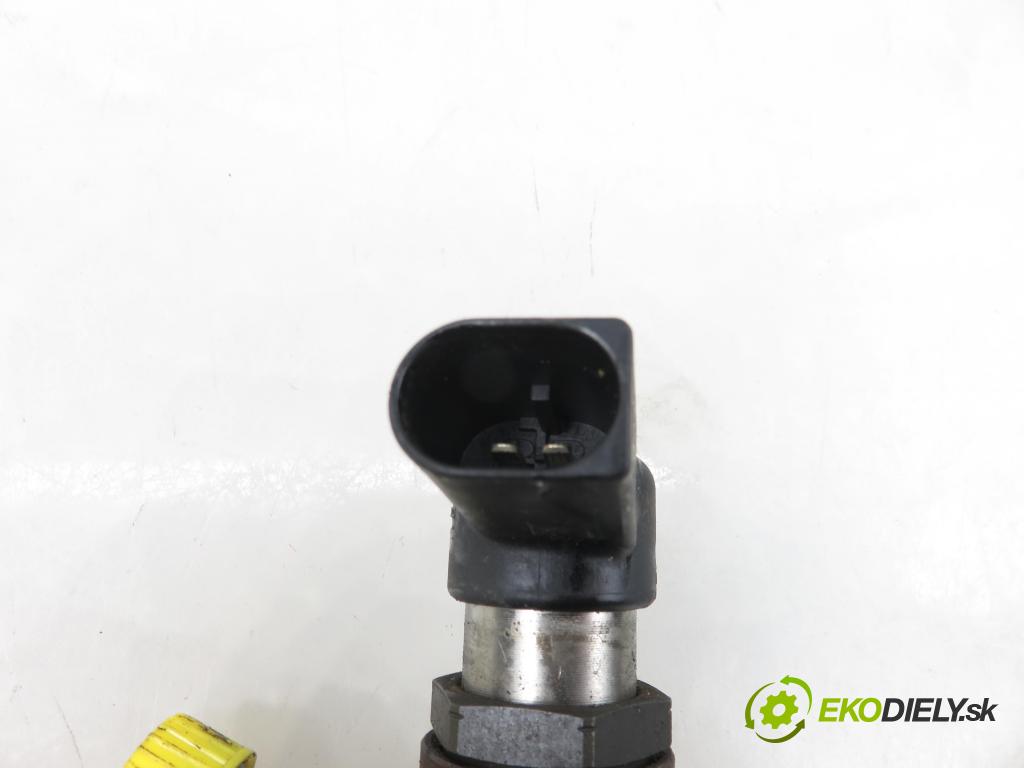 RENAULT SCENIC II (JM0/1_) MINIVAN 2008 78,00 1.5 dCi 106 - K9K 732 1461,00 vstrekovač 8200380253 ; 8200294788 (Vstrekovač paliva)