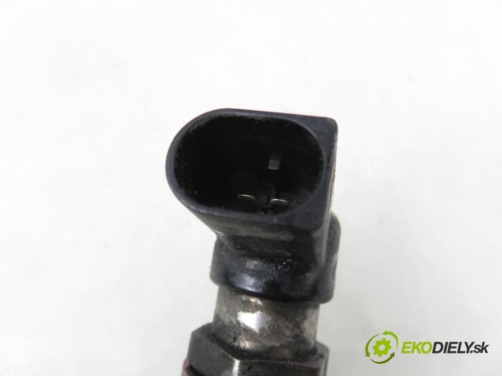 FORD FIESTA V (JH_, JD_) HB 2004 50,00 1.4 TDCi 68 - F6JB 1399,00 vstrekovač 9652763280 (Vstrekovač paliva)