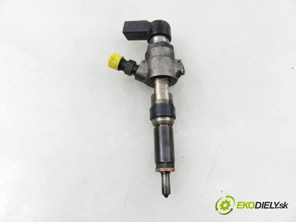 FORD FIESTA V (JH_, JD_) HB 2004 50,00 1.4 TDCi 68 - F6JB 1399,00 vstrekovač 9652763280 (Vstrekovač paliva)