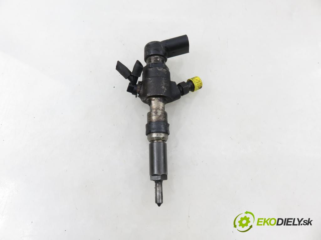 FORD FIESTA V (JH_, JD_) HB 2004 50,00 1.4 TDCi 68 - F6JB 1399,00 vstrekovač 9652763280 (Vstrekovač paliva)