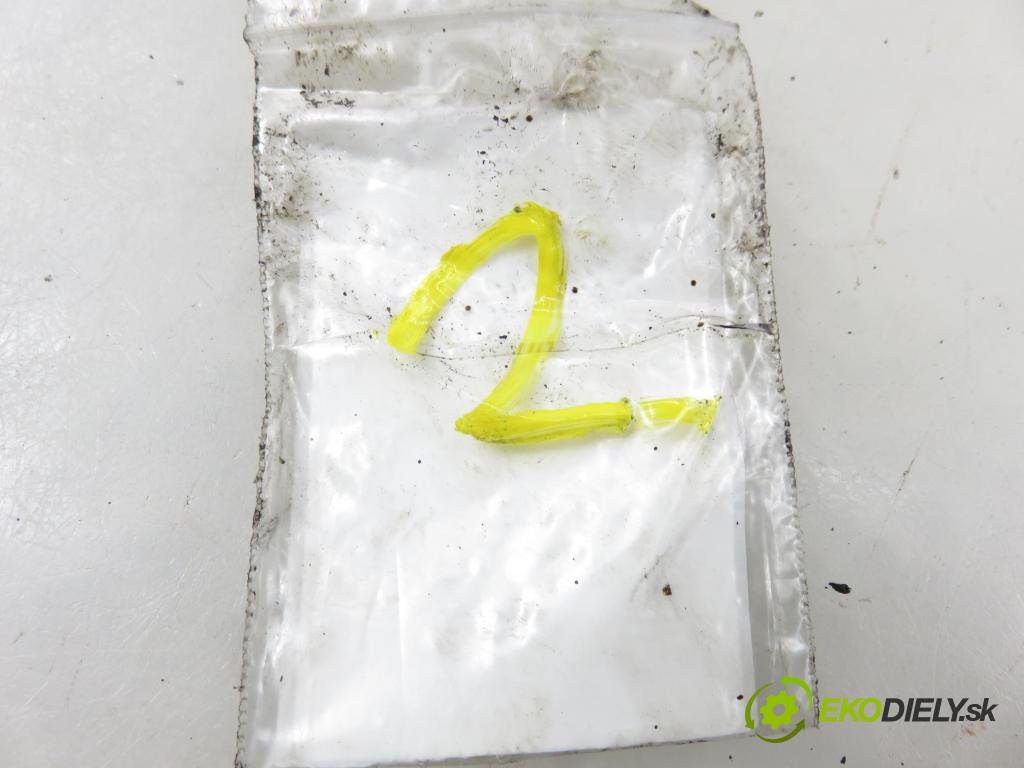 FORD FIESTA V (JH_, JD_) HB 2004 50,00 1.4 TDCi 68 - F6JB 1399,00 vstřikovač 9652763280 (Vstřikovač paliva)