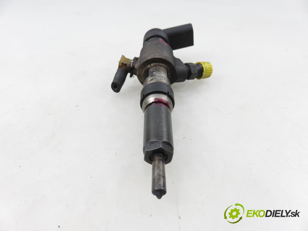 FORD FIESTA V (JH_, JD_) HB 2004 50,00 1.4 TDCi 68 - F6JB 1399,00 vstrekovač 9652763280 (Vstrekovač paliva)