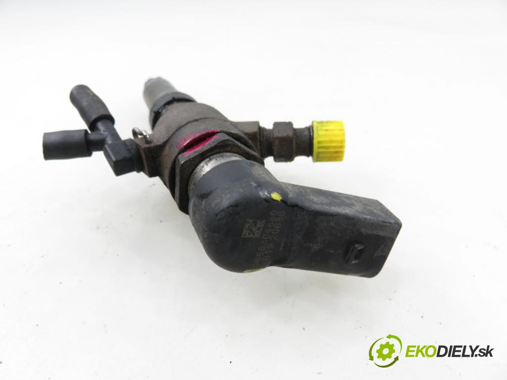 FORD FIESTA V (JH_, JD_) HB 2004 50,00 1.4 TDCi 68 - F6JB 1399,00 vstřikovač 9655304880 (Vstřikovač paliva)