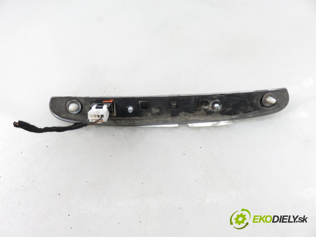 FIAT CROMA (194_) KOMBI 2008 147,00 2.4 D Multijet 200 - 939 A3.000 2387,00 Zadné čelo dverí kufor