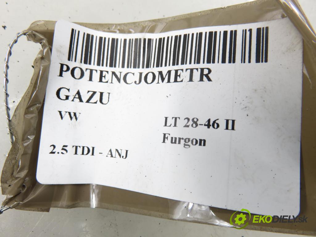 VW LT 28-46 II Skrzynia (2DA, 2DD, 2DH) FURGON 2002 80,00 2.5 TDI - ANJ 2461,00 potenciometr plynového pedálu 9013011640 (Potenciometr plynového pedálu)