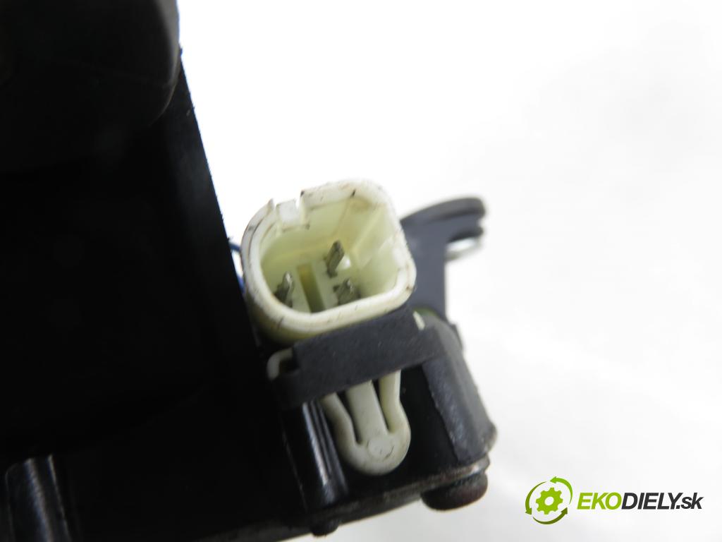 FIAT CROMA (194_) KOMBI 2008 147,00 2.4 D Multijet 200 - 939 A3.000 2387,00 motorek stěrače ZADNÍ: MS2596007050