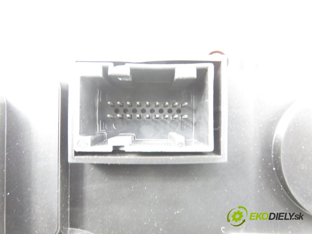 FIAT CROMA (194_) KOMBI 2008 147,00 2.4 D Multijet 200 - 939 A3.000 2387,00 prístrojovka elektrický 51838768