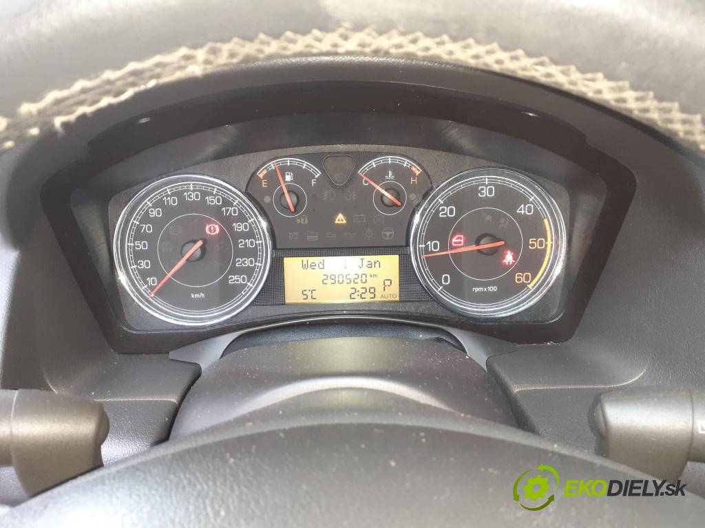 FIAT CROMA (194_) KOMBI 2008 147,00 2.4 D Multijet 200 - 939 A3.000 2387,00 prístrojovka elektrický 51838768