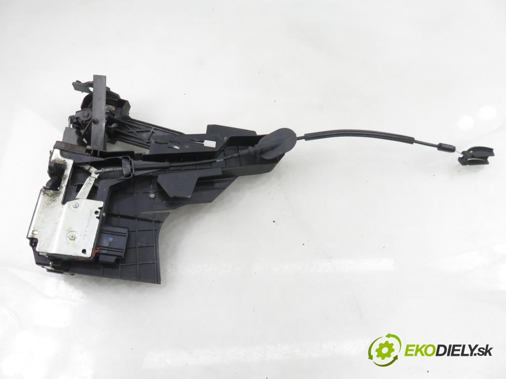 FORD FIESTA V (JH_, JD_) HB 2004 55,00 1.25 16V - FUJA 1242,00 zámok 2S61A219A65AAF