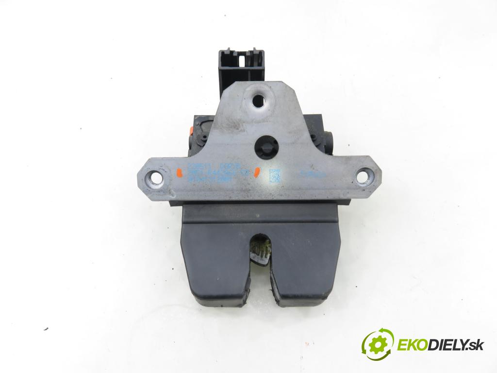 FORD S-MAX (WA6) MINIVAN 2006 103,00 2.0 TDCi - QXWA 1997,00 zámok dverí kufor EL. 8M51R442A66CB