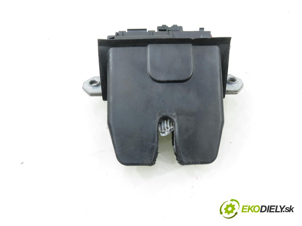 FORD S-MAX (WA6) MINIVAN 2006 103,00 2.0 TDCi - QXWA 1997,00 zámok dverí kufor EL. 8M51R442A66CB