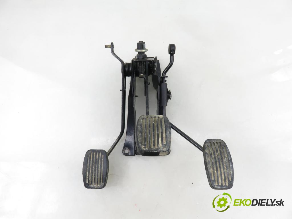 SKODA FELICIA II (6U1) HB 2000 55,00 1.6 MPI 75 - AEE 1598,00 PEDALY: 6U1721031