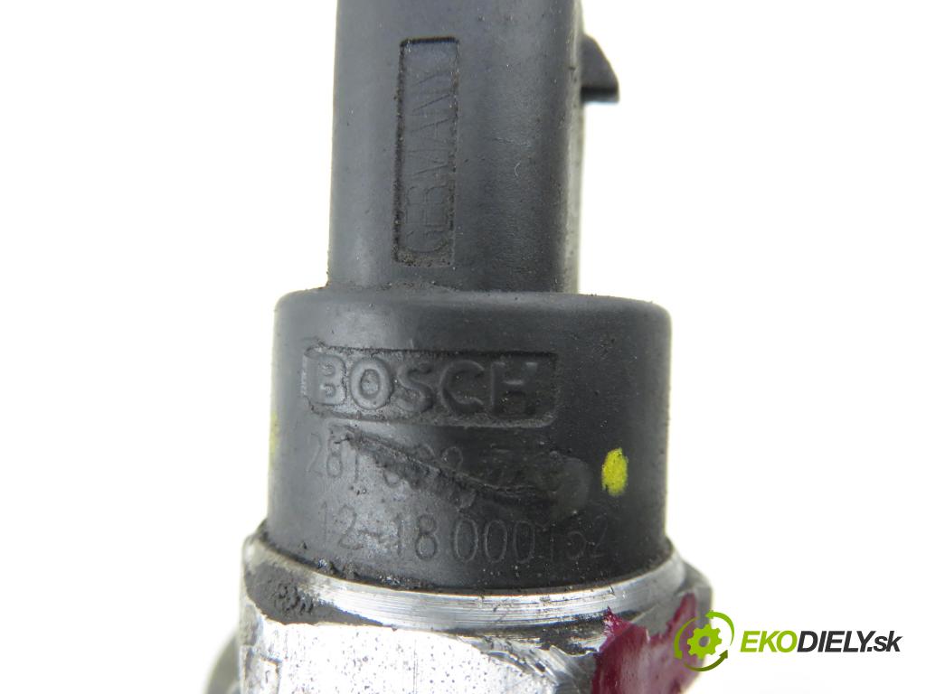 SUZUKI SWIFT III (MZ, EZ) HB 2007 51,00 1.3 DDiS (RS 413D) 69 - Z13DT 1248,00 Lišta vstrekovacia 0281002584 ; 55210069 ; 0445214044 (Vstrekovacia lišta)