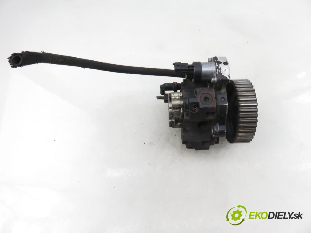 RENAULT TRAFIC II Skrzynia (FL) FURGON 2002 74,00 1.9 dCi - F9Q 760 1870,00 Pumpa vysokého tlaku 8200211416 ; 0445010031 ; 0928400487