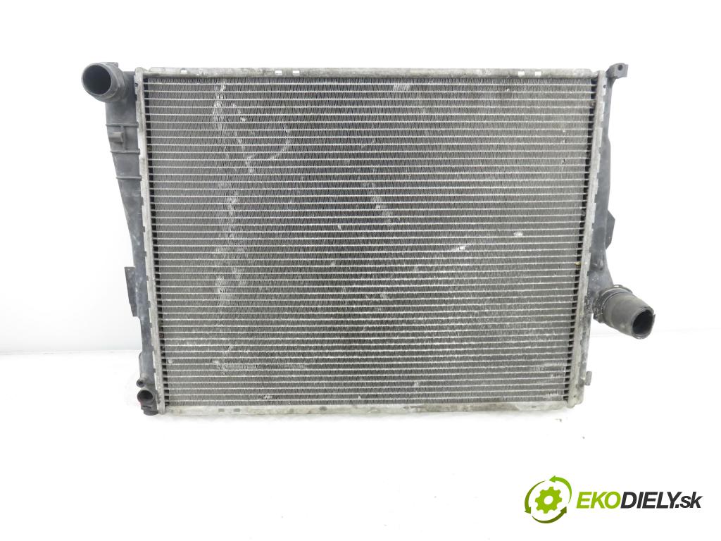 BMW 3 (E46) SEDAN 2001 100,00 320 d 136 - M47 D20 (204D1) 1951,00 chladič vody