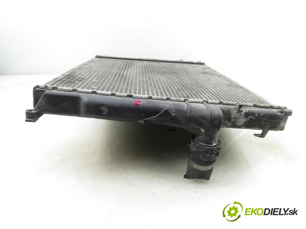 BMW 3 (E46) SEDAN 2001 100,00 320 d 136 - M47 D20 (204D1) 1951,00 chladič vody