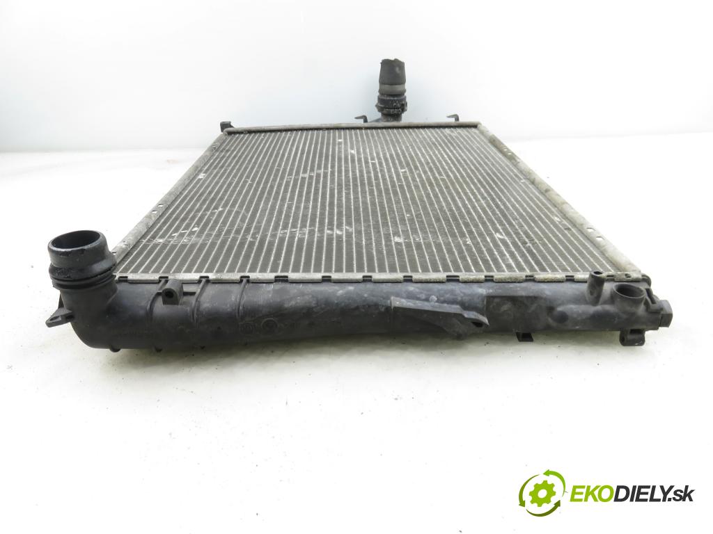 BMW 3 (E46) SEDAN 2001 100,00 320 d 136 - M47 D20 (204D1) 1951,00 chladič vody