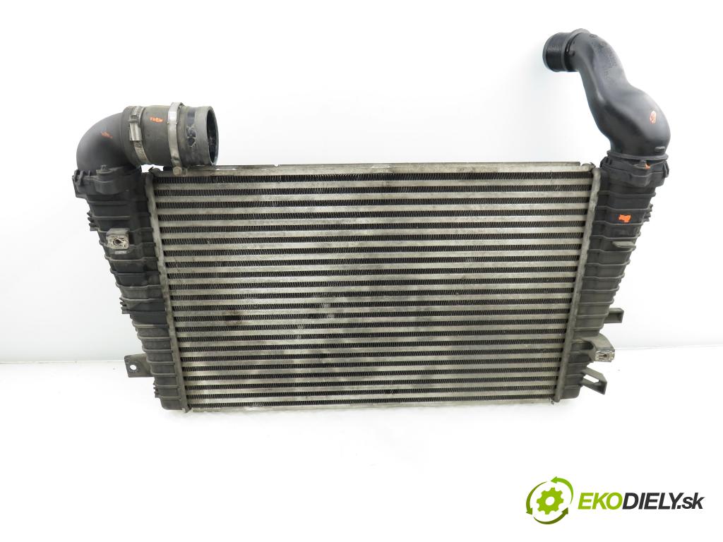 OPEL ZAFIRA B (A05) MINIVAN 2008 92,00 1.7 CDTI - A 17 DTR 1686,00 chladič intercooler 13243008