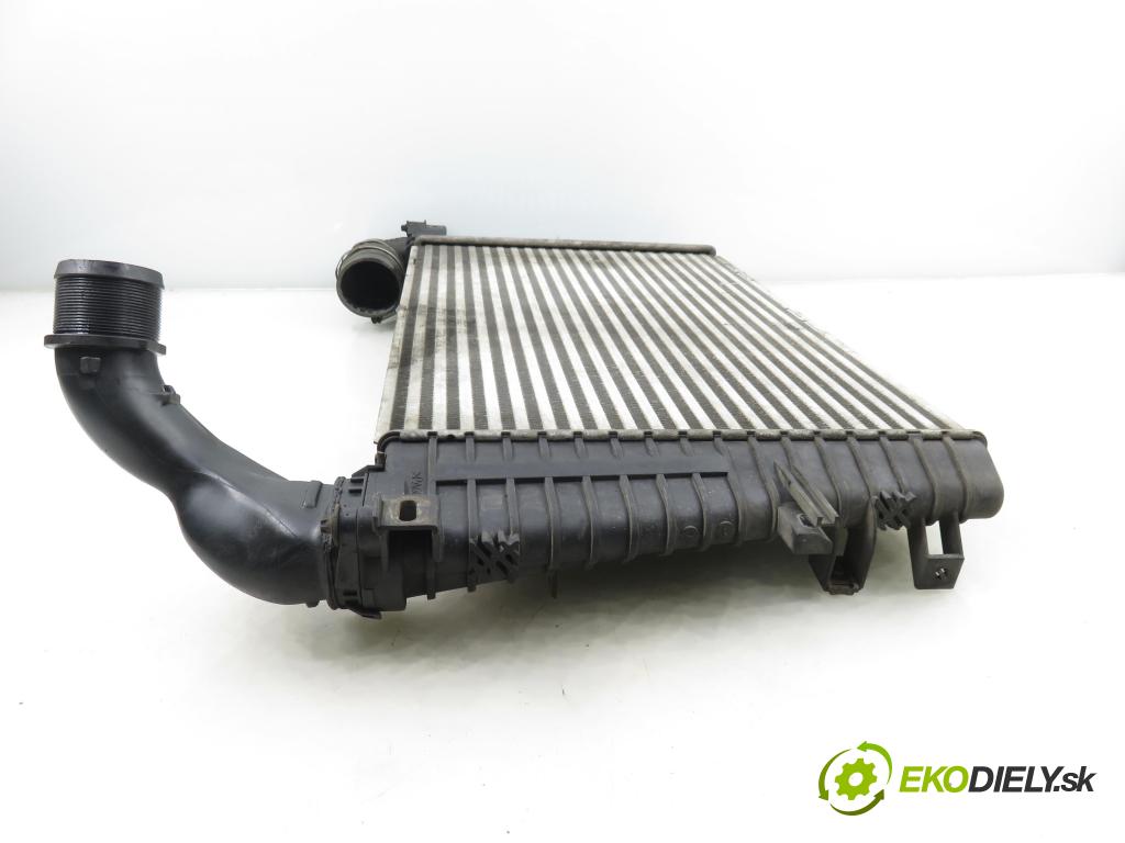 OPEL ZAFIRA B (A05) MINIVAN 2008 92,00 1.7 CDTI - A 17 DTR 1686,00 chladič intercooler 13243008