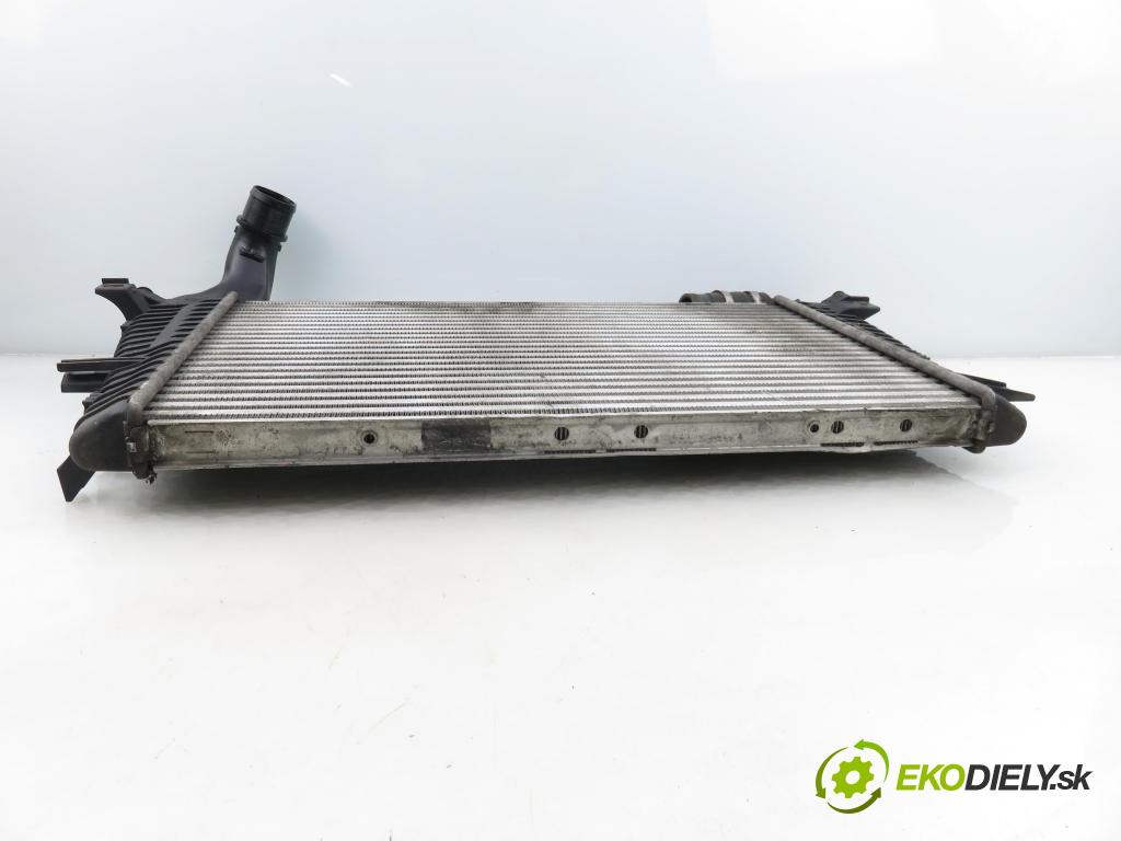 OPEL ZAFIRA B (A05) MINIVAN 2008 92,00 1.7 CDTI - A 17 DTR 1686,00 chladič intercooler 13243008