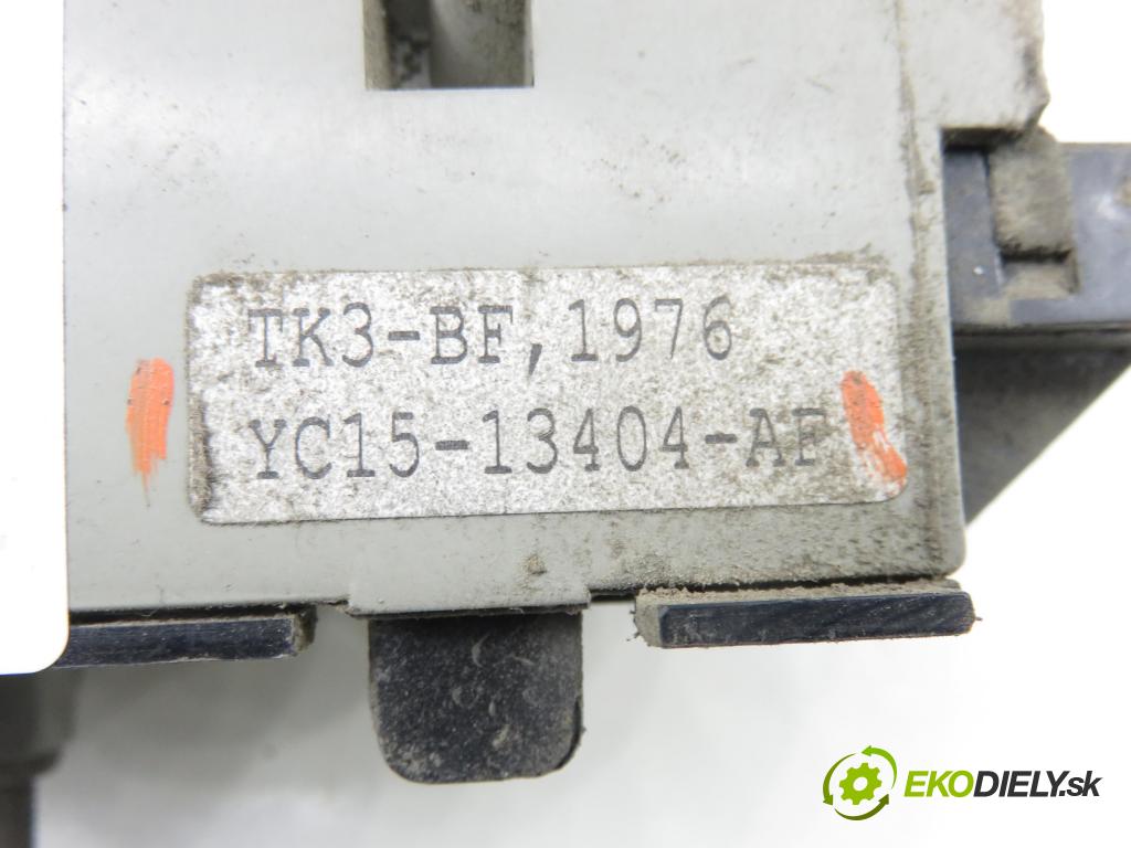 FORD TRANSIT Furgon (FA_ _) FURGON 2000 66,00 2.4 DI (FAA_, FAB_, FAC_, FAD_) - D2FA 2402,00 světlo pravé zadní YC1513404AF