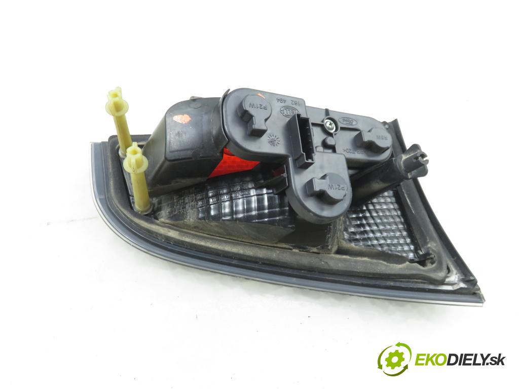 FORD S-MAX (WA6) MINIVAN 2006 103,00 2.0 TDCi - QXWA 1997,00 Svetlo pravé zadné kufor 6M2113A602AK