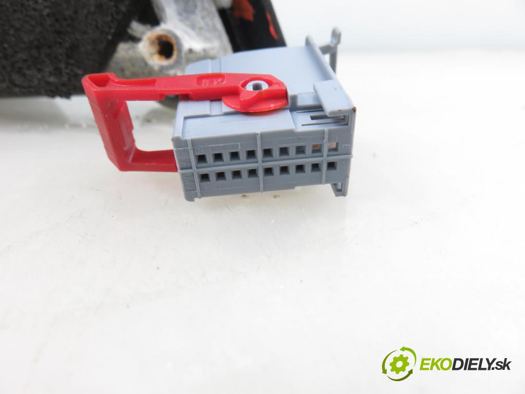 FIAT CROMA (194_) KOMBI 2008 147,00 2.4 D Multijet 200 - 939 A3.000 2387,00 Spätné zrkadlo LE