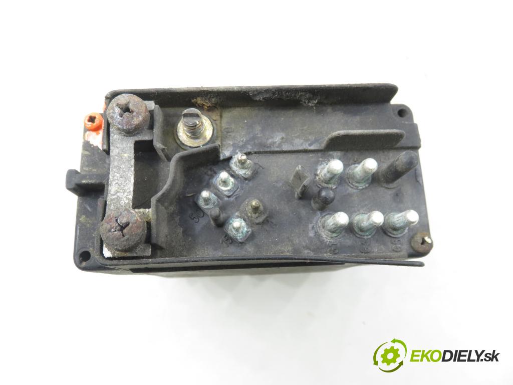 VW LT 28-46 II Skrzynia (2DA, 2DD, 2DH) FURGON 2002 80,00 2.5 TDI - ANJ 2461,00 RELÉ: JÚN: 2D0911253